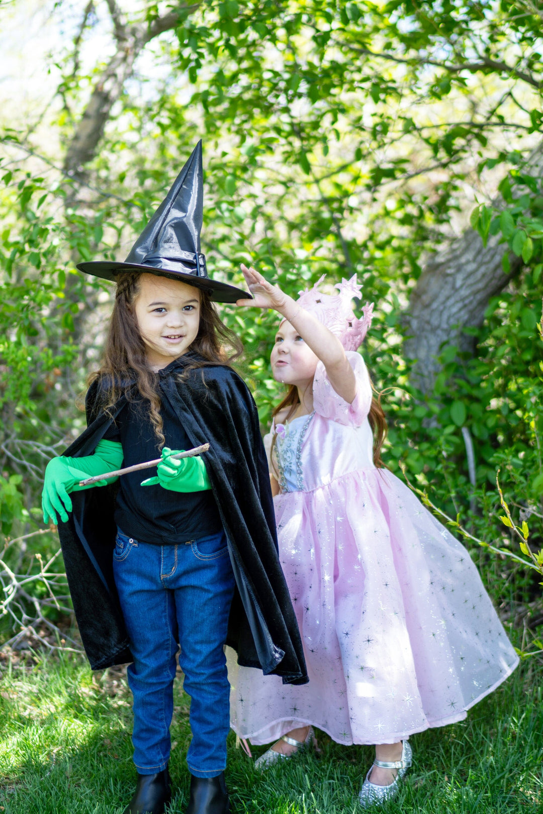 Black Witch Hat
