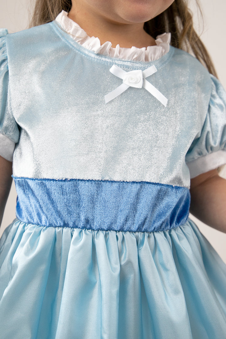 Wendy with Bow – Little Adventures