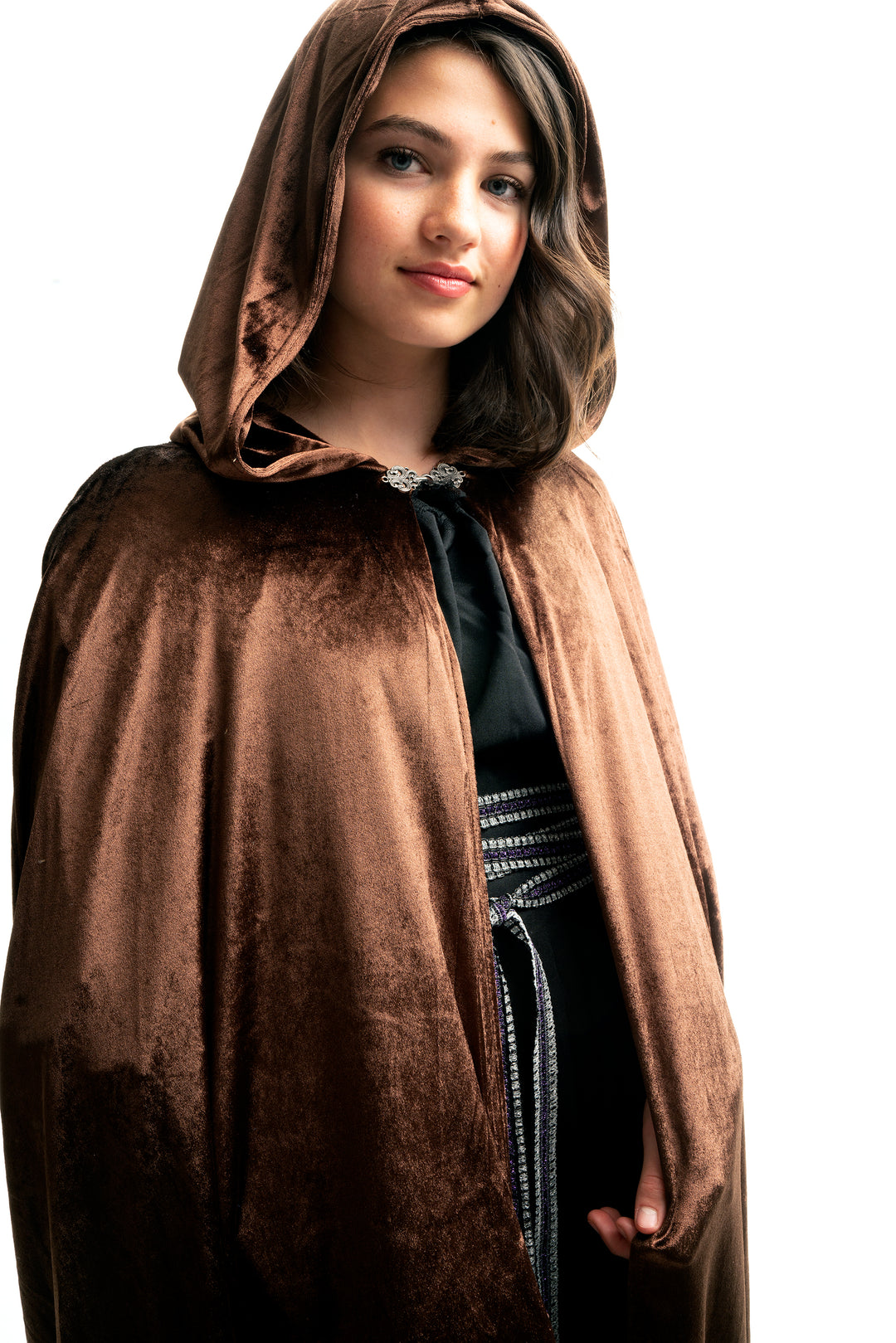 55015_AdultCloak_Brown_CloseUp